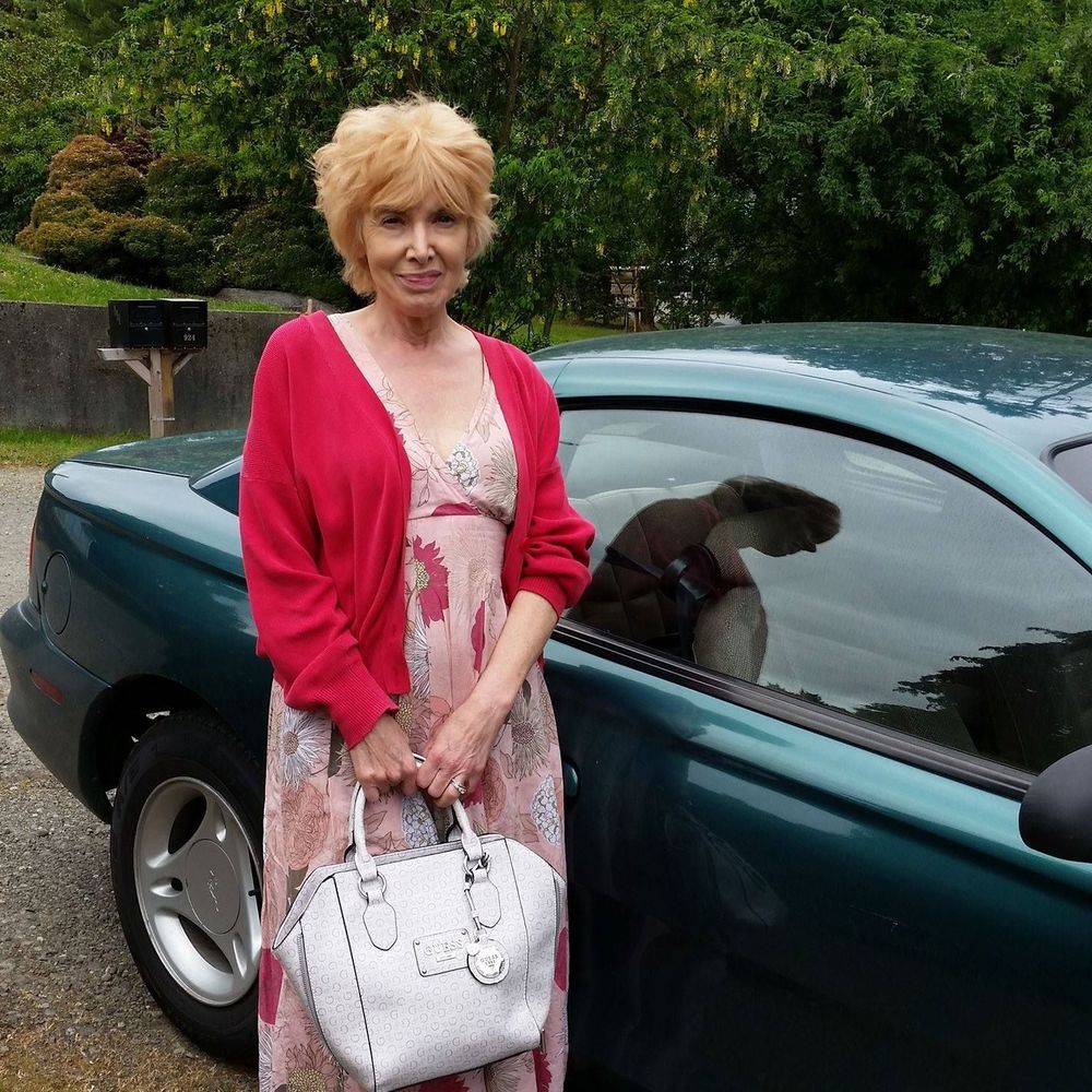 Meet your Posher, Louann